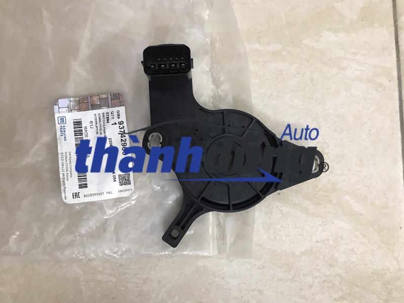 CÔNG TẮC BÁO SỐ LACETTI 1.8