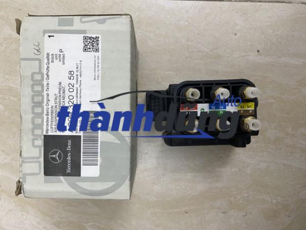 VAN CHIA HƠI NÂNG GẦM MERCEDES CLS53