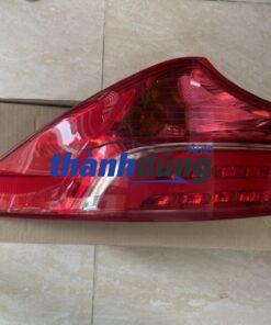 ĐÈN HẬU PHẢI HYUNDAI SANTAFE 2017