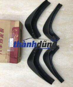 CHẮN BÙN BÁNH XE NISSAN LIVINA