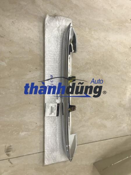 NẸP MẠ CỐP SAU MITSUBISHI PAJERO 2008-2015 | 8341A108