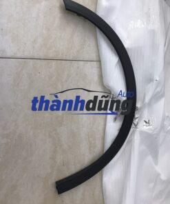 ỐP CUA LỐP TRƯỚC TRÁI VINFAST VF5 2024 | BEX73020502A