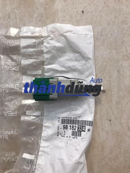 CÔNG TẮC ĐÈN LÙI PEUGEOT 5008 | 9818232480