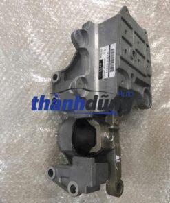 CHÂN MÁY HỘP SỐ XE NISSAN QASHQAI 2009 | 11220-JD21A