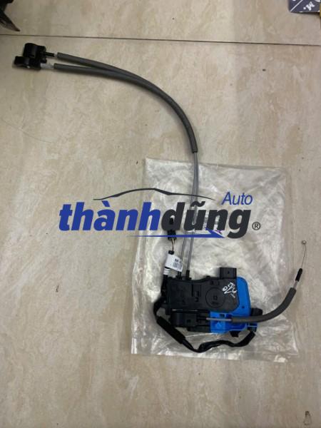 Ổ NGẬM KHÓA CỬA TRƯỚC XE HYUNDAI VELOSTER 2014 | 81310-2V000