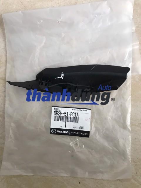 ỐP GÓC CHÂN KÍNHXE MAZDA 2 2020 | DB2M51PC1A