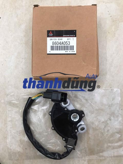 CÔNG TẮC BÁO SỐ XE MITSUBISHI TRITON | MR263257