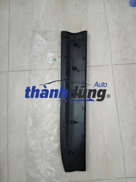 NẸP CÁNH CỬA TRƯỚC HYUNDAI SANTAFE 2015 | 877222W000
