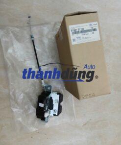 Ổ NGẬM CỐP HẬU HYUNDAI SANTAFE 2020-2024 | 81801S1100