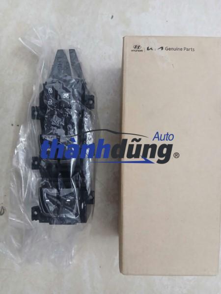 CÔNG TẮC NÂNG KÍNH XE HYUNDAI SANTAFE 2016 | 935702W050