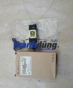 CÁP GIẬT NẮP NẮP BÌNH DẦU HYUNDAI STAREX 2009 | 957204H000
