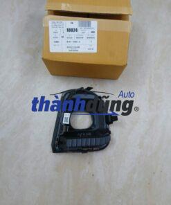 ỐP ĐÈN CẢN TRƯỚC PHẢI FORD EVEREST | N1WZ15266A