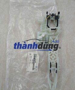 XƯƠNG TAY MỞ CỬA TRƯỚC HYUNDAI SANTAFE 2024 | 82665N9100